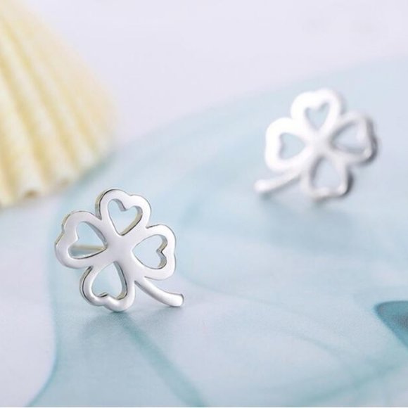 NEW 925 Sterling Silver Clover Stud Earrings - Picture 6 of 8